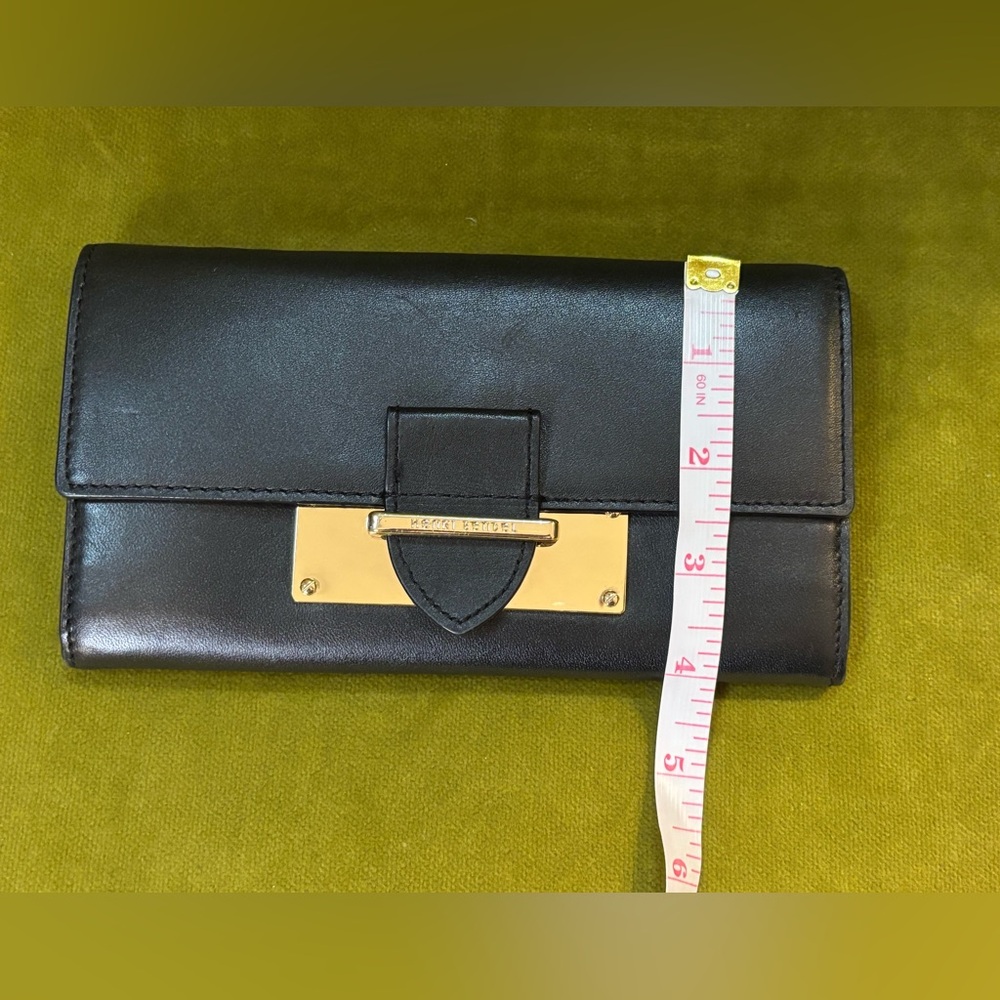 Henri Bendel Black and Gold Wallet - Picture 10 of 10